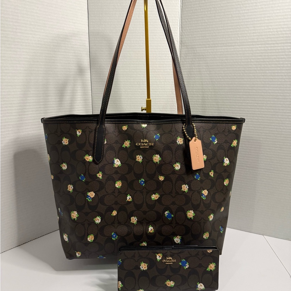 Coach City Vintage Mini Rose Tote & Matching Slim Wallet